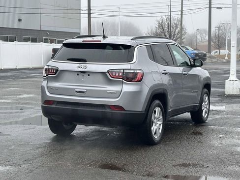 Used 2022 Jeep Compass Latitude w/ Convenience Group image 4