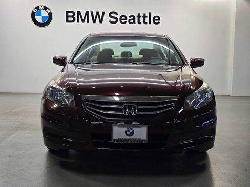 Used 2011 Honda Accord LX-P image 7