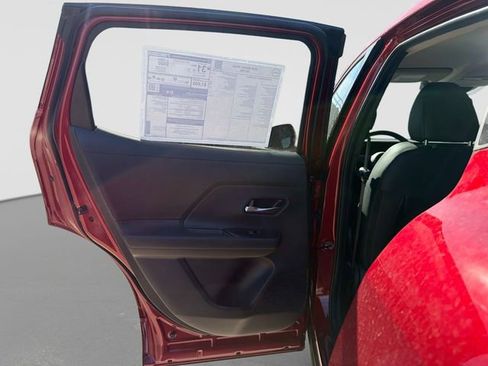 New 2026 Nissan Kicks SR w/ Cold Weather Package FWD image 12