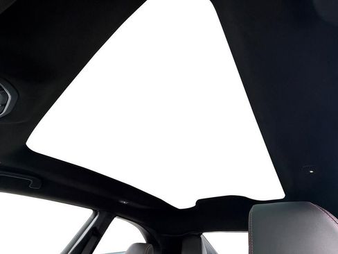 Used 2024 Dodge Charger R/T Scat Pack w/ Plus Group image 17