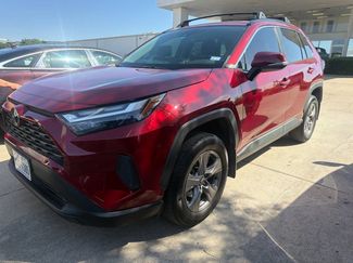 Used 2022 Toyota RAV4 XLE FWD video 1
