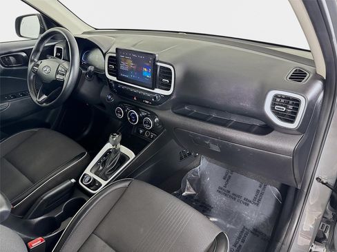 Used 2023 Hyundai Venue Limited w/ Cargo Package FWD image 28