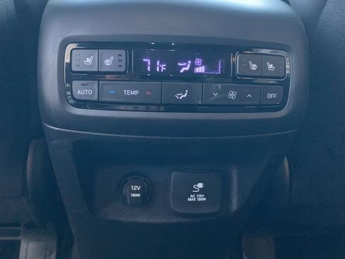 Used 2023 Hyundai Palisade Calligraphy image 16