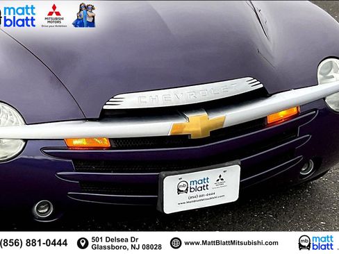 Used 2004 Chevrolet SSR w/ Preferred Equipment Group image 28