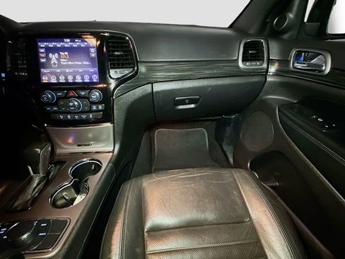 Used 2019 Jeep Grand Cherokee Limited X image 30