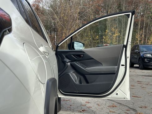 Used 2024 Subaru Crosstrek 2.0i Premium image 41