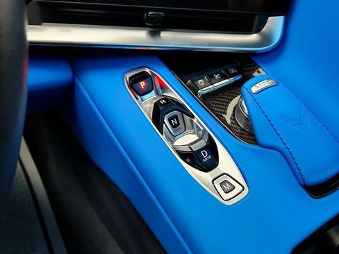 Used 2021 Chevrolet Corvette Stingray Premium Cpe w/ Z51 Performance Package image 19