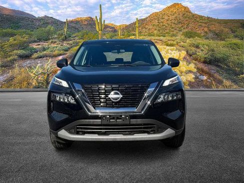 Used 2023 Nissan Rogue S image 5