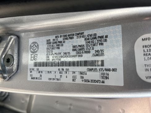 Used 2016 Ford Escape SE w/ Equipment Group 201A AWD/4WD image 28
