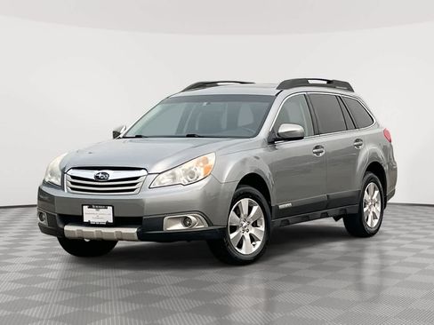 Used 2011 Subaru Outback 3.6R Limited w/ PWR Moonroof Pkg AWD/4WD image 1