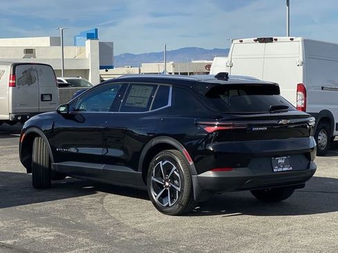 New 2026 Chevrolet Equinox EV LT FWD image 15