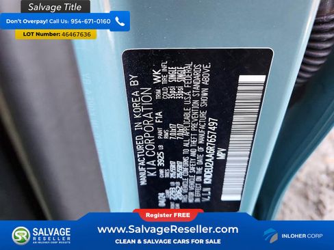 Used 2024 Kia Seltos S FWD image 17