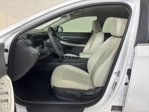 New 2026 Hyundai Sonata SE FWD image 15