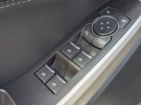 Certified 2022 Ford Explorer Limited w/ Equipment Group 301A image 11