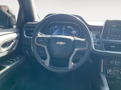 Used 2023 Chevrolet Suburban High Country w/ Max Trailering Package AWD/4WD image 12
