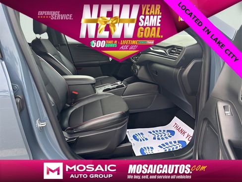 Used 2025 Ford Escape ST-Line image 10