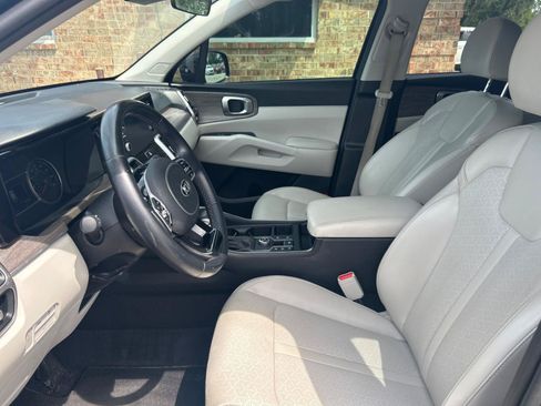 Used 2021 Kia Sorento EX w/ Panoramic Sunroof Package FWD image 20