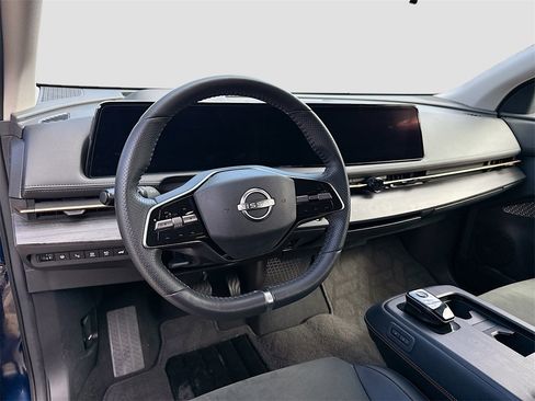 Used 2023 Nissan Ariya EVOLVE+ image 10