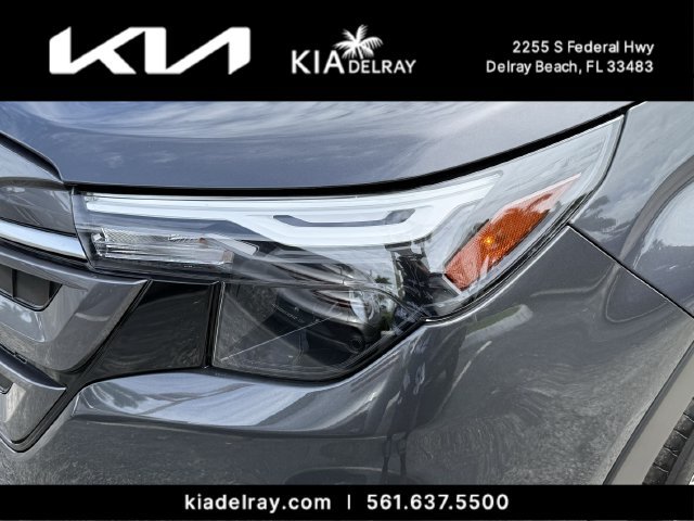 Used 2025 Subaru Forester Premium AWD/4WD image 6