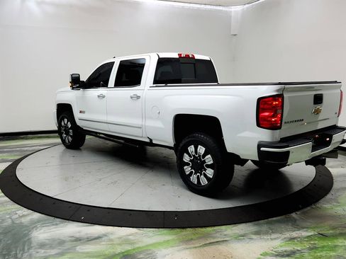 Used 2019 Chevrolet Silverado 2500 LTZ w/ Duramax Plus Package AWD/4WD image 7