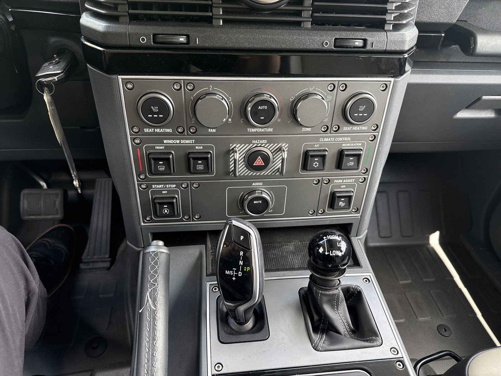 Used 2024 INEOS Grenadier Station Wagon AWD/4WD image 19