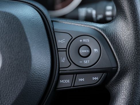 Certified 2025 Toyota RAV4 XLE image 20