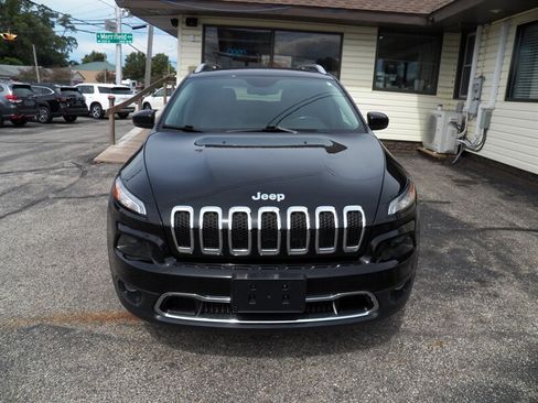 Used 2018 Jeep Cherokee Limited AWD/4WD image 4