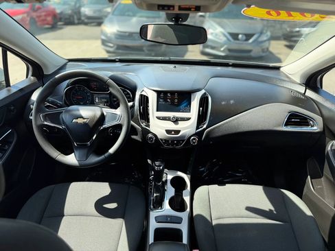 Used 2016 Chevrolet Cruze LS FWD image 47