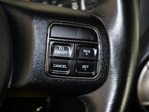 Used 2013 Jeep Wrangler Unlimited Sahara w/ Connectivity Group AWD/4WD image 23