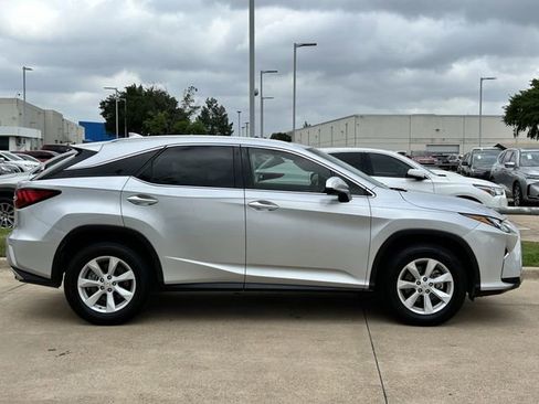 Used 2017 Lexus RX 350 AWD image 3