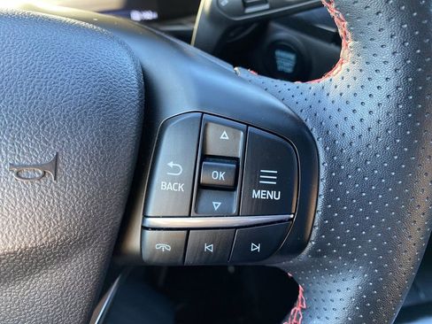 Certified 2025 Ford Escape ST-Line image 30