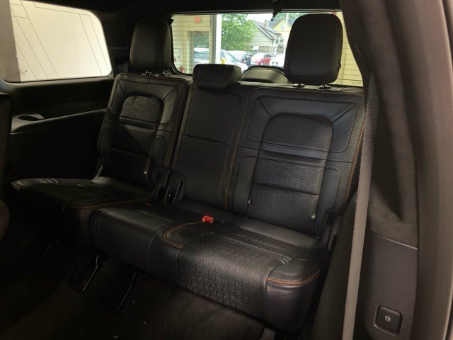 New 2024 Lincoln Navigator Black Label AWD/4WD image 10