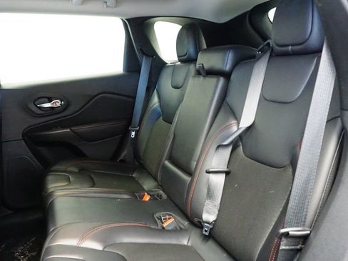 Certified 2020 Jeep Cherokee Trailhawk w/ Cold Weather Group image 22