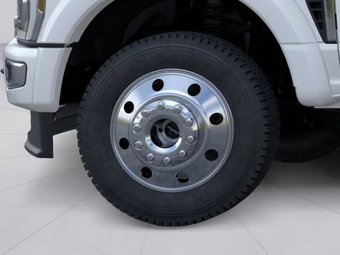 New 2026 Ford F450 Platinum w/ Platinum Plus Package image 19