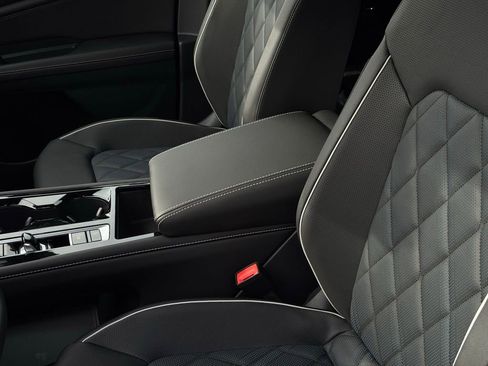 New 2026 Volkswagen Atlas Cross Sport SEL Premium R-Line image 24