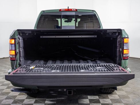 Used 2023 Nissan Frontier PRO-4X w/ Pro Convenience Package AWD/4WD image 40