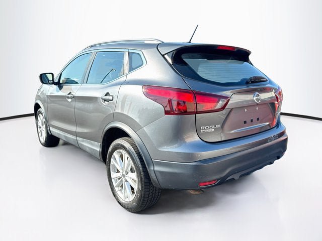 Used 2018 Nissan Rogue Sport SV AWD/4WD image 7