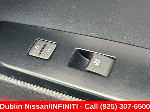 Used 2020 Toyota Camry LE w/ Sunroof Package FWD image 22