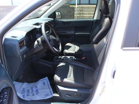 Used 2025 Ford Maverick Tremor AWD/4WD image 27