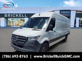Used 2025 Mercedes-Benz Sprinter 2500 video 1