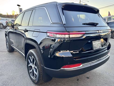 New 2025 Jeep Grand Cherokee Limited w/ MOPAR Finishing Package image 5