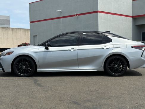 Used 2022 Toyota Camry XSE w/ Navigation Package FWD image 9