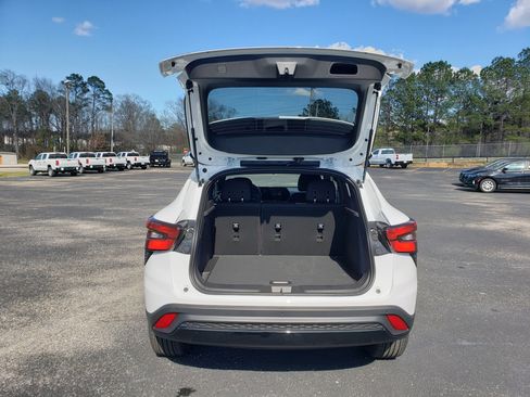 New 2026 Chevrolet Trax RS image 9