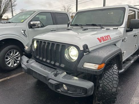 Used 2022 Jeep Wrangler Unlimited Sport image 32