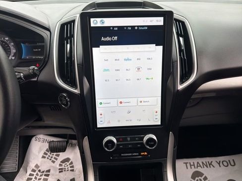 Used 2024 Ford Edge SEL image 32