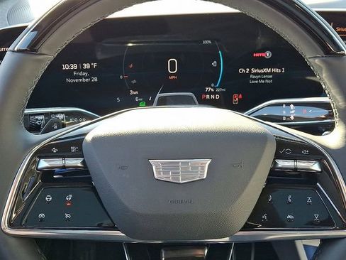 New 2026 Cadillac Optiq Luxury 1 image 11