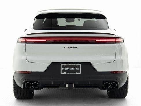 New 2026 Porsche Cayenne Coupe image 34