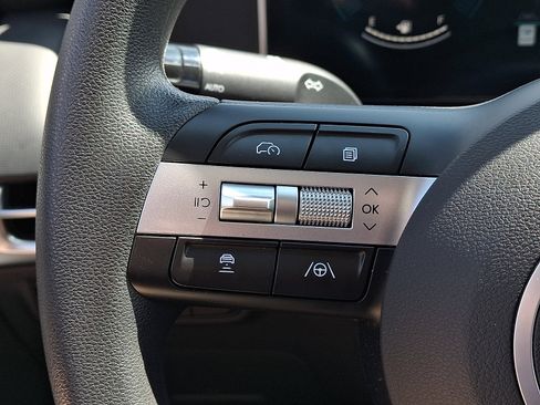 Certified 2025 Hyundai Tucson SE image 20