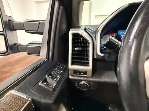 Used 2020 Ford F250 Lariat w/ FX4 Off-Road Package image 75