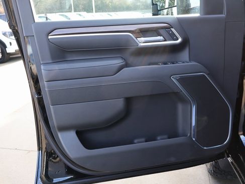 New 2026 Chevrolet Silverado 2500 LT w/ Trail Boss Package image 13